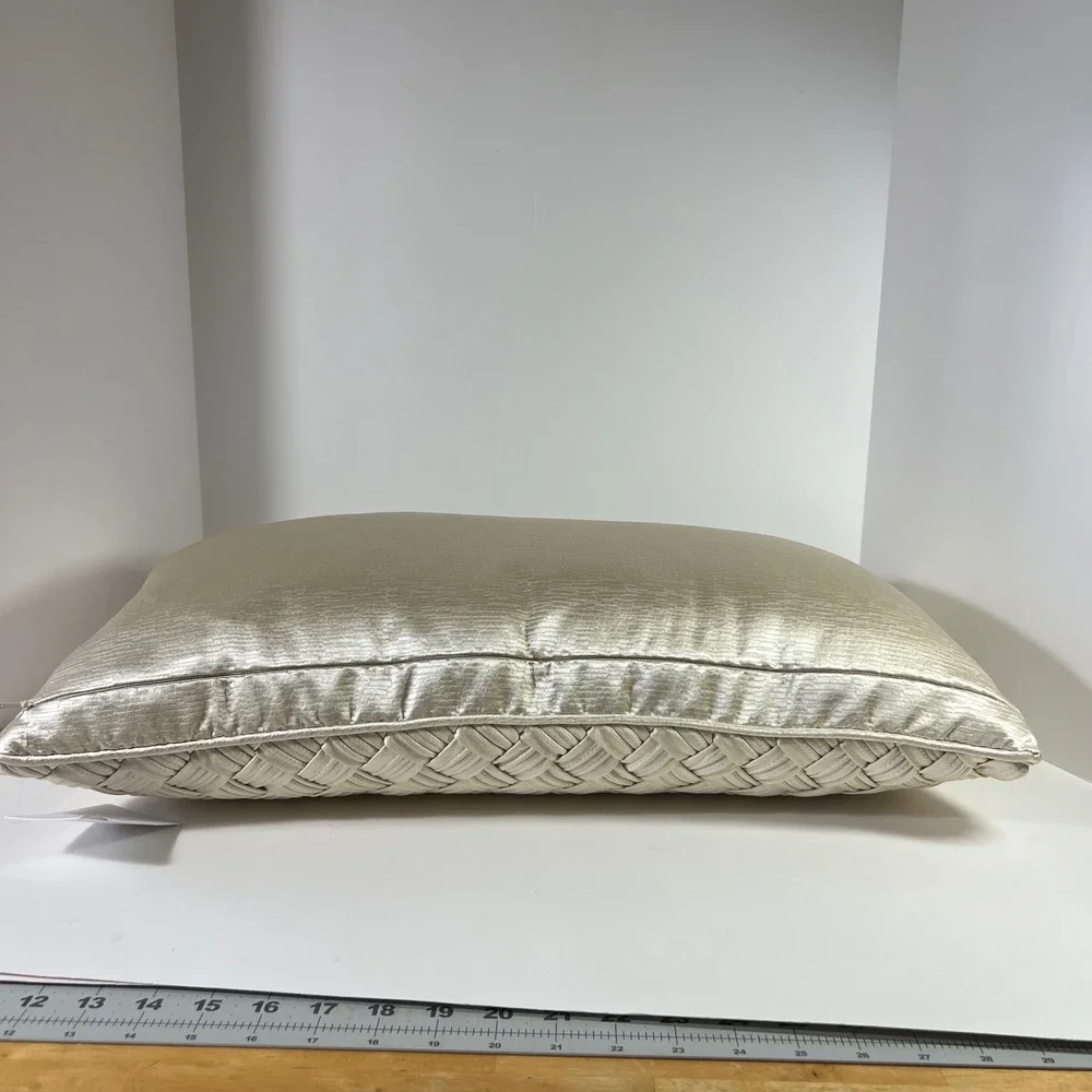 Hotel Collection Woven 12 x 24